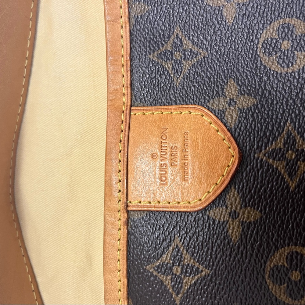 Louis Vuitton Delightful GM Monogram Large Tote
Priced to sell - Picture 4 of 17